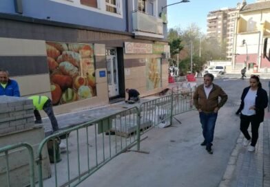 El Ayuntamiento inicia las obras de mejora en accesibilidad de las aceras de la calle San Rafael