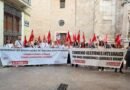 Las trabajadoras de la dependencia exigen salarios dignos y trabajo estable en una concentración