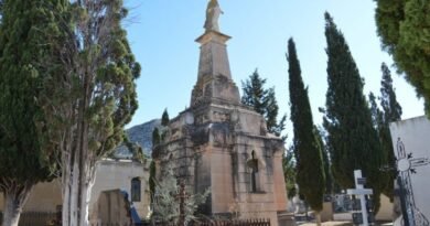 El Ayuntamiento establece el dispositivo especial del Día de Todos los Santos en el Cementerio
